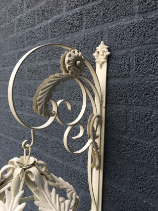 Laterne mit Wandhalterung aus Schmiedeeisen, Old-White-Patina, sieht wirklich toll aus!!!